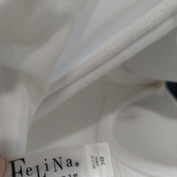 Corset - Picture 3 of 4